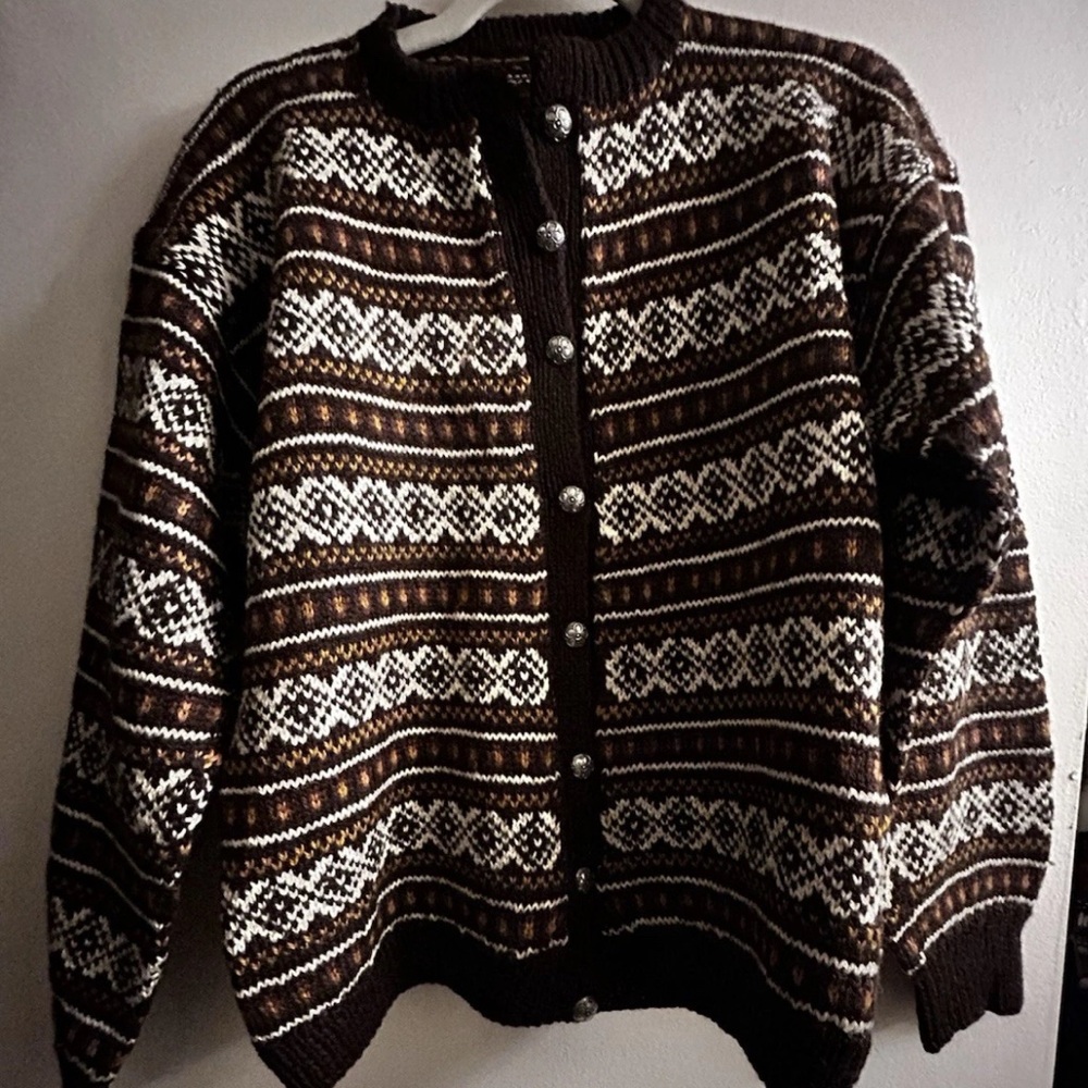 Nordic Patterned 100% Wool Button Up Sweater Size M Vintage Knit Cardigan - Picture 3 of 5